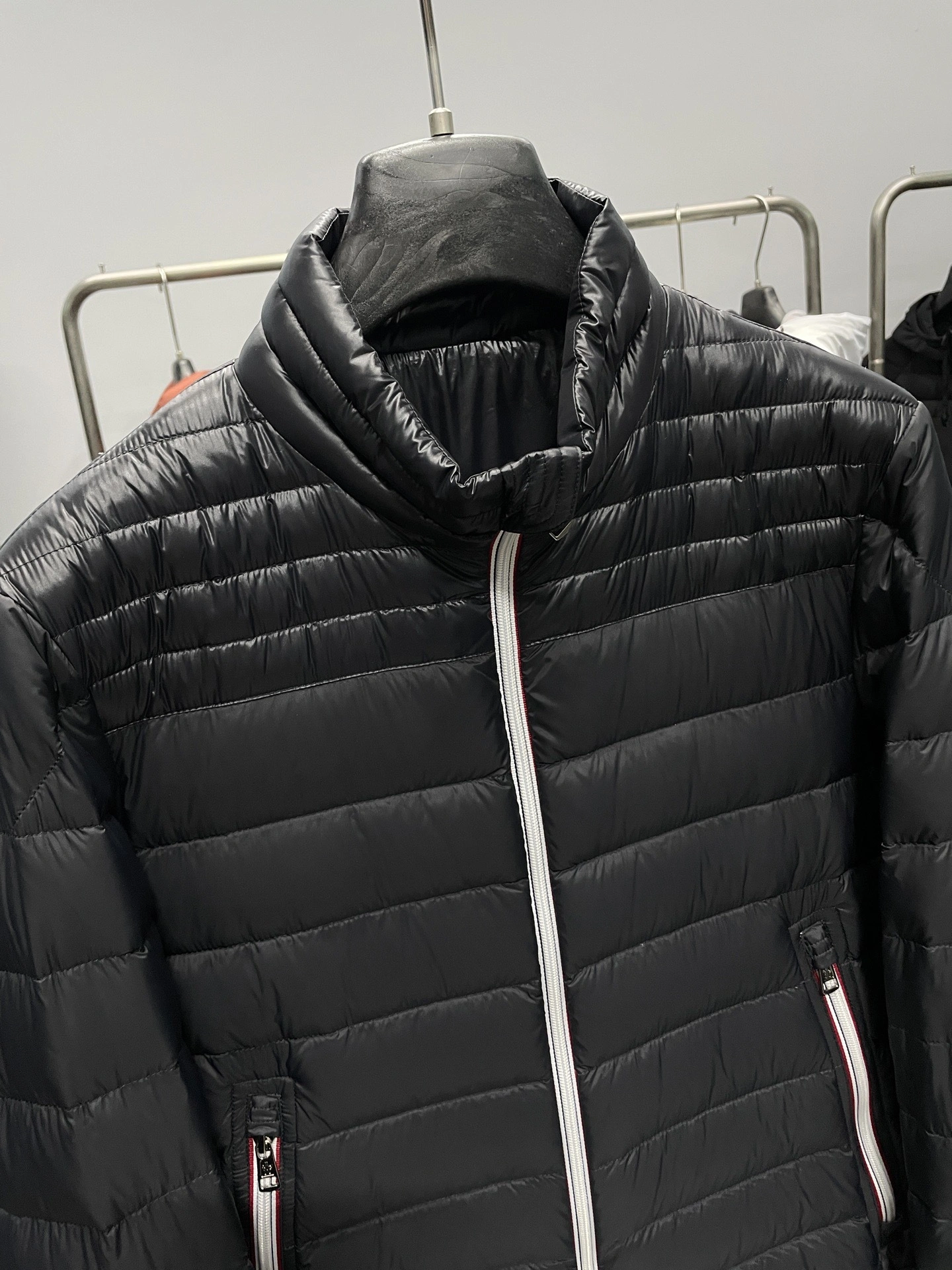 wg.luxury-- 7o9385r Down jacket white duck down nylon 2colour item: E-F000J1308-2